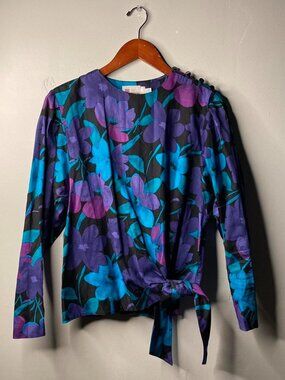 80s vintage blouse purple and blue about a size medium